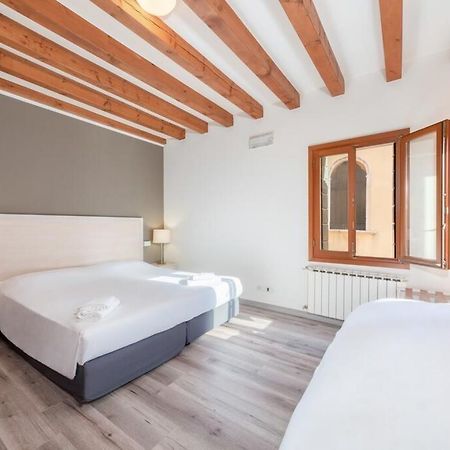 B And B Casanova Ai Tolentini Venetië Buitenkant foto