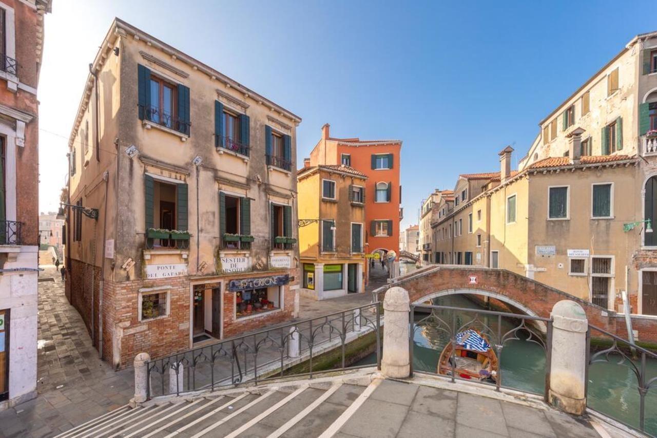 B And B Casanova Ai Tolentini Venetië Buitenkant foto