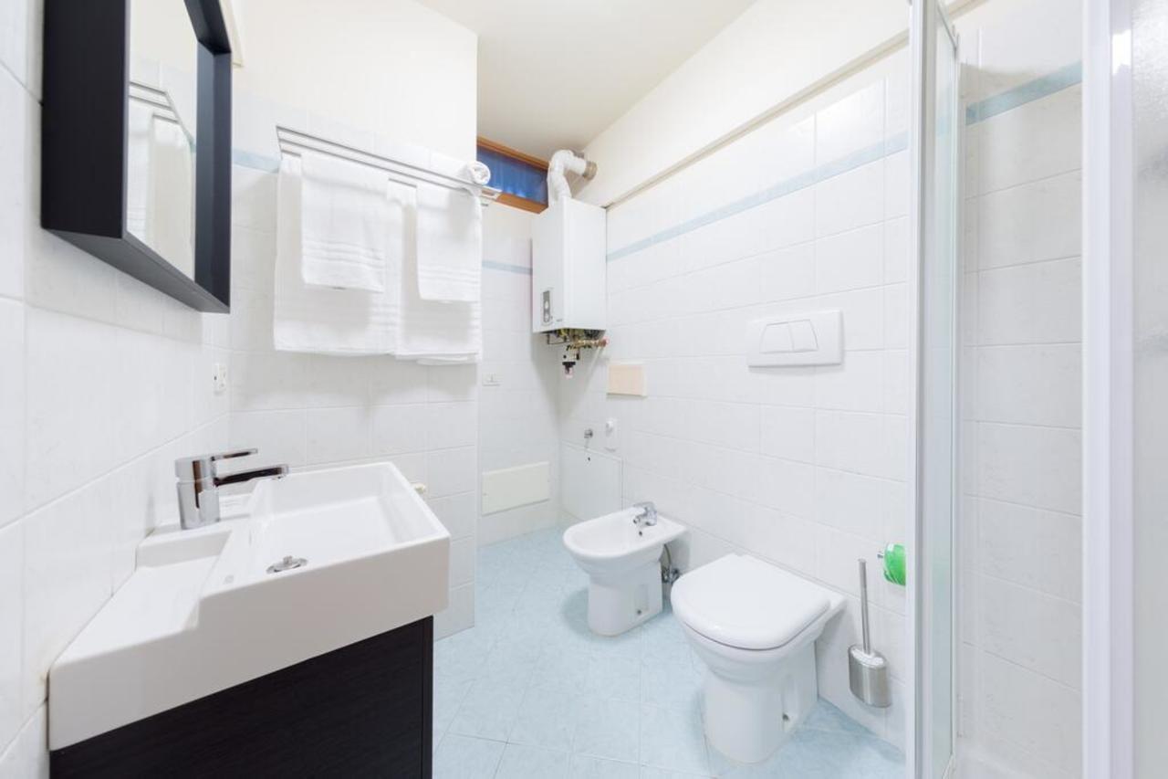 B And B Casanova Ai Tolentini Venetië Buitenkant foto